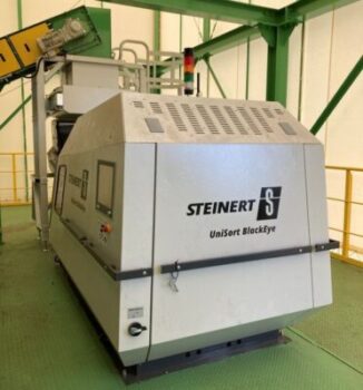 東港金属様に納入したSteinert ユニソートブラックアイ